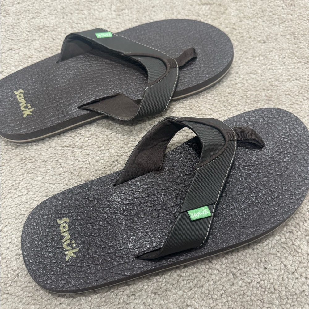 Men’s Dark Brown Sanuks